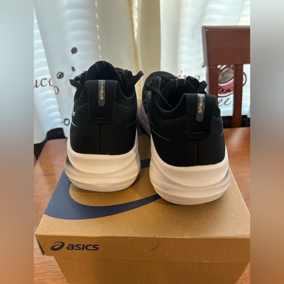 New in Box ASICS GEL-Nimbus 26 Women’s 8 Wide - Picture 4 of 5